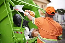 Best Hoarding Cleanup  in Altoona, IA